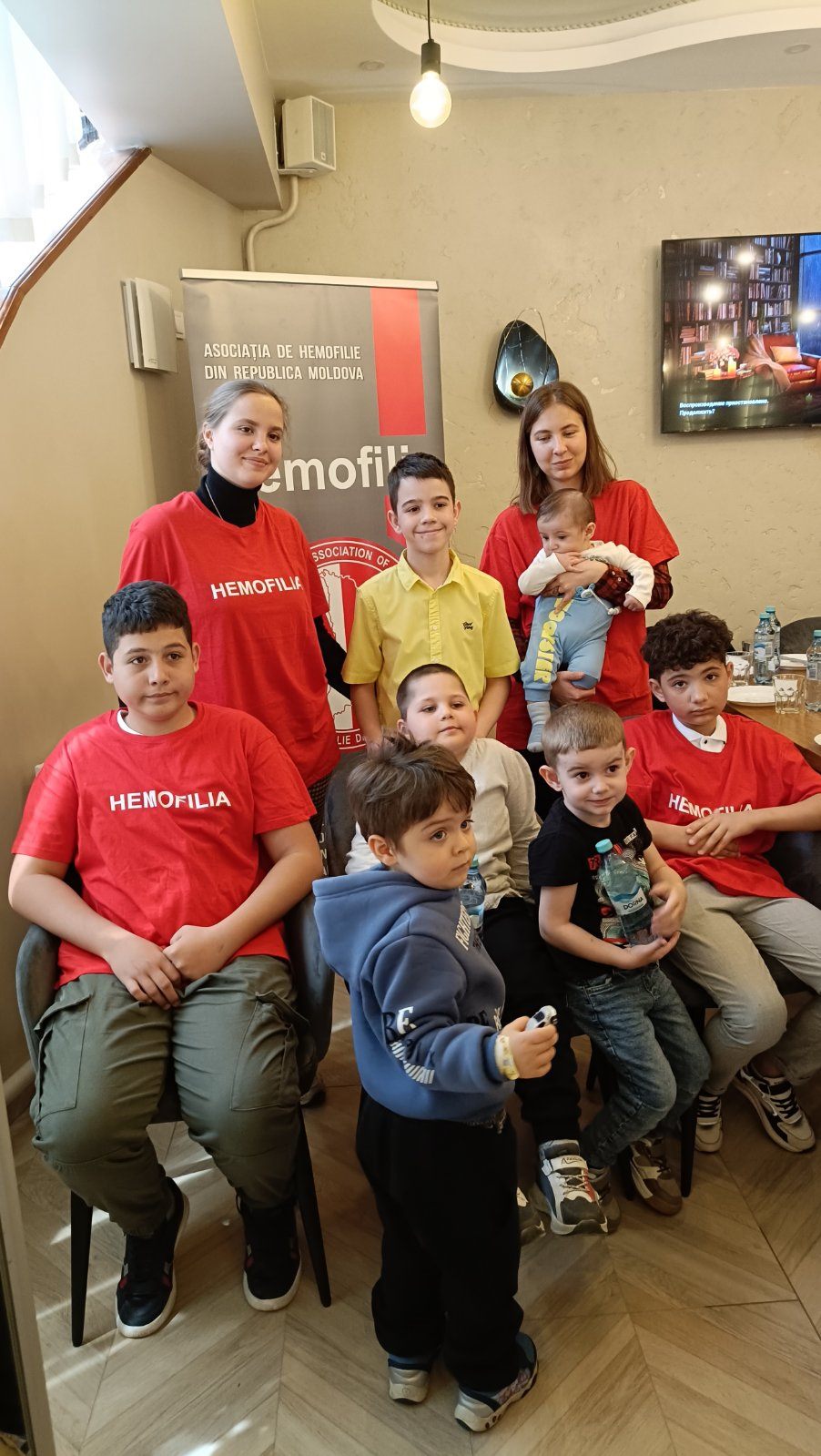 Foto eveniment 9 din Instruirea părinților și copiilor  cu hemofilie,în auto administrarea factorului de coagulare